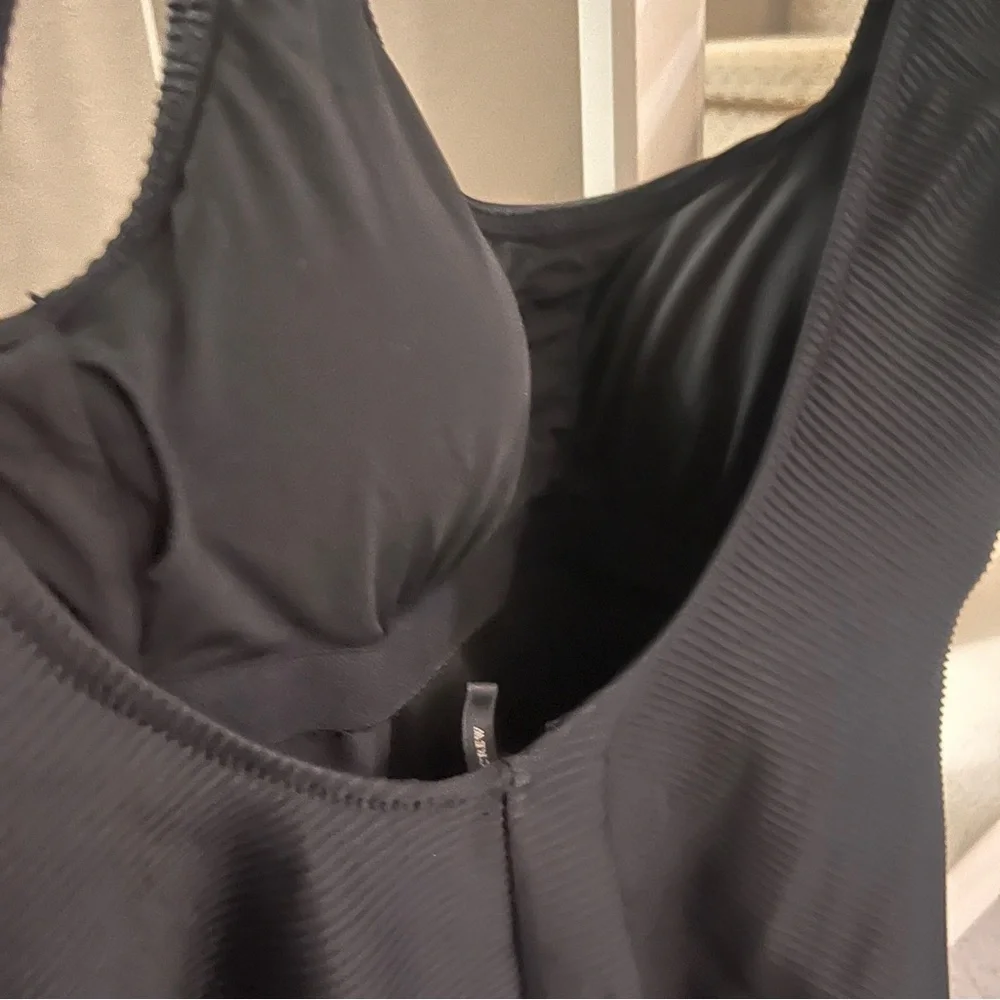 Women's J. Crew Monokini One Piece Low back Swim Black Size 10 - Picture 9 of 11